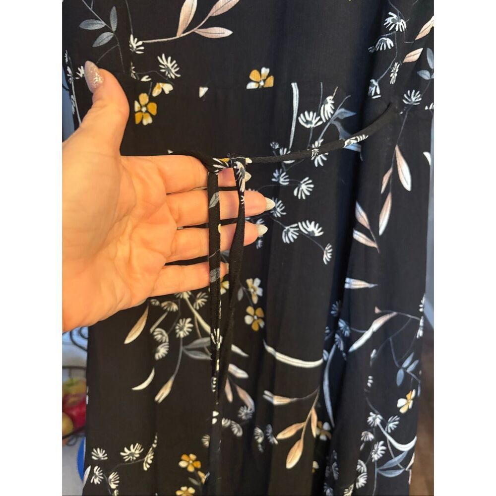 Lulus wrap dress - Picture 2 of 10